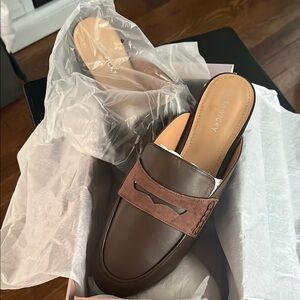 NIB Lisa Vicky | Brown Vegan Suede and Leather Loafer Mules Size 9